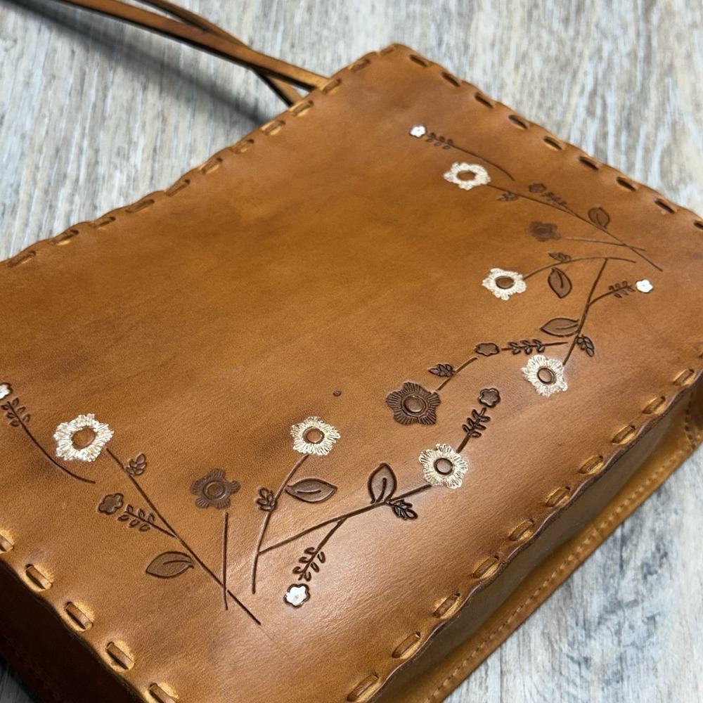 Handcrafted Tan Leather Floral Shoulder Bag - Picture 7 of 16